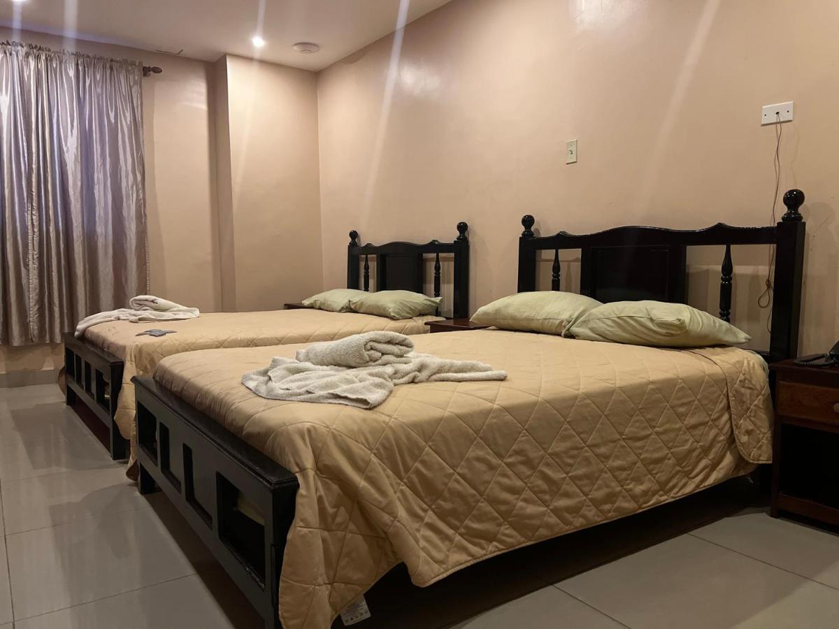 La Cubana Hotel & Suites Colon Exteriör bild